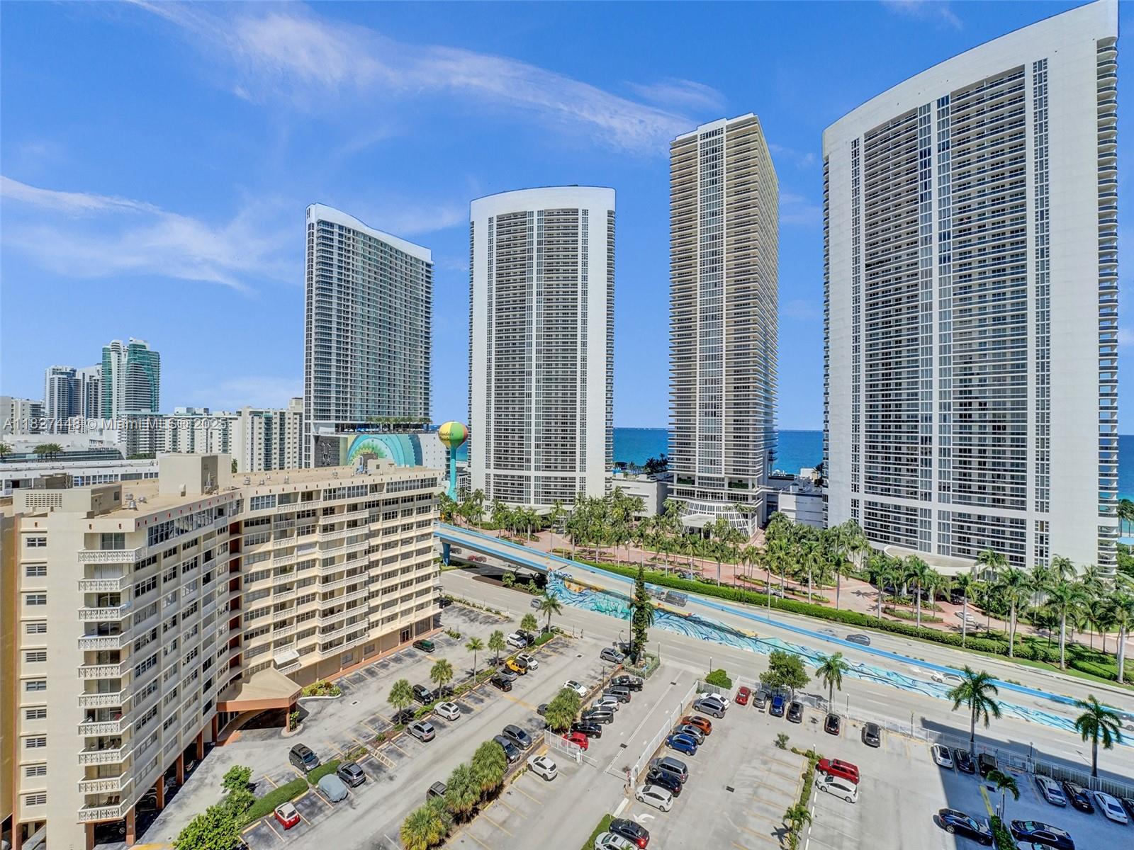 PLAZA TOWERS NORTH CONDO - Residential
