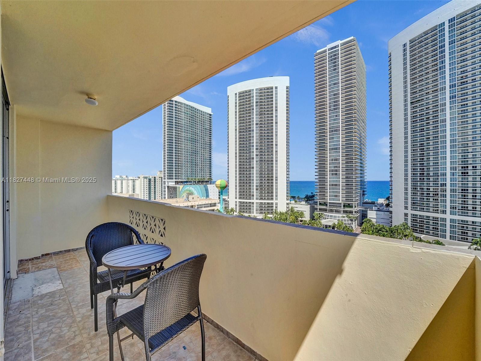 PLAZA TOWERS NORTH CONDO - Residential