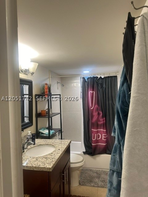Exelent location in Central Miami area, within minutes to Malls(Dolphin-Intl and Mall of the Americas) and easy access to main connecting Highways that would take in minutes to Miami Int'l and main Hospitals. a quiet neighborhood waiting for you to relax and enjoy life at its best. Ready by August 1st. For showing and additional info, please contact the listing agent.