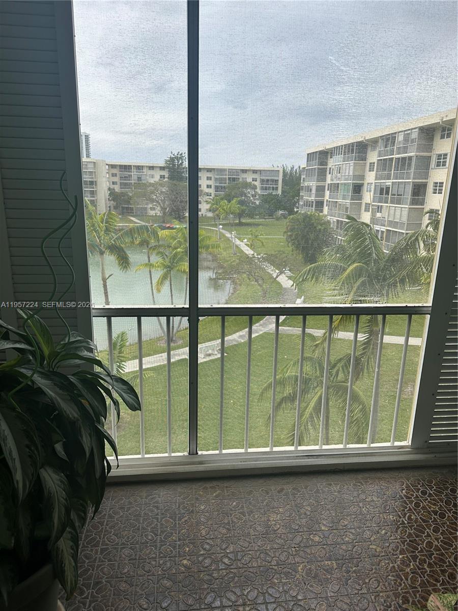 POINT EAST SEC II CONDO - Residential