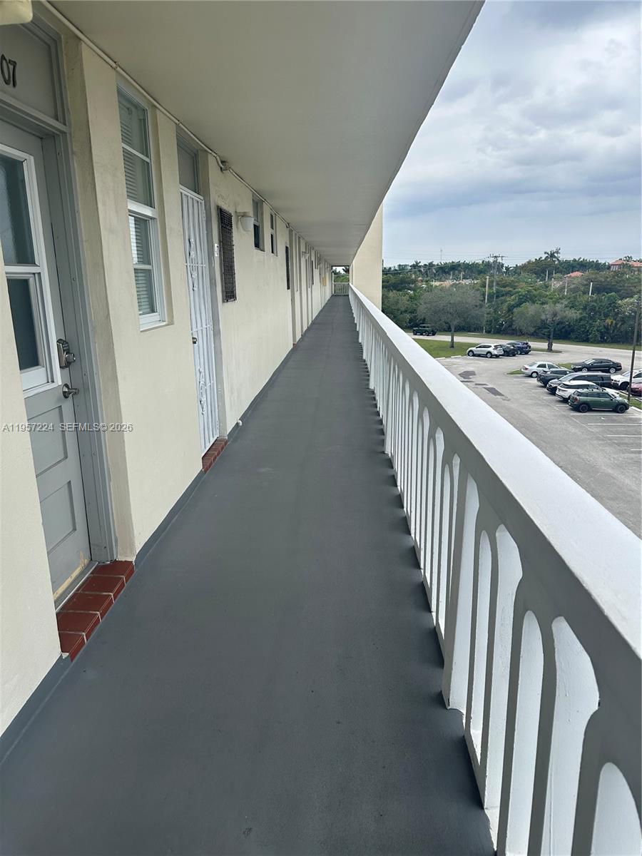 POINT EAST SEC II CONDO - Residential