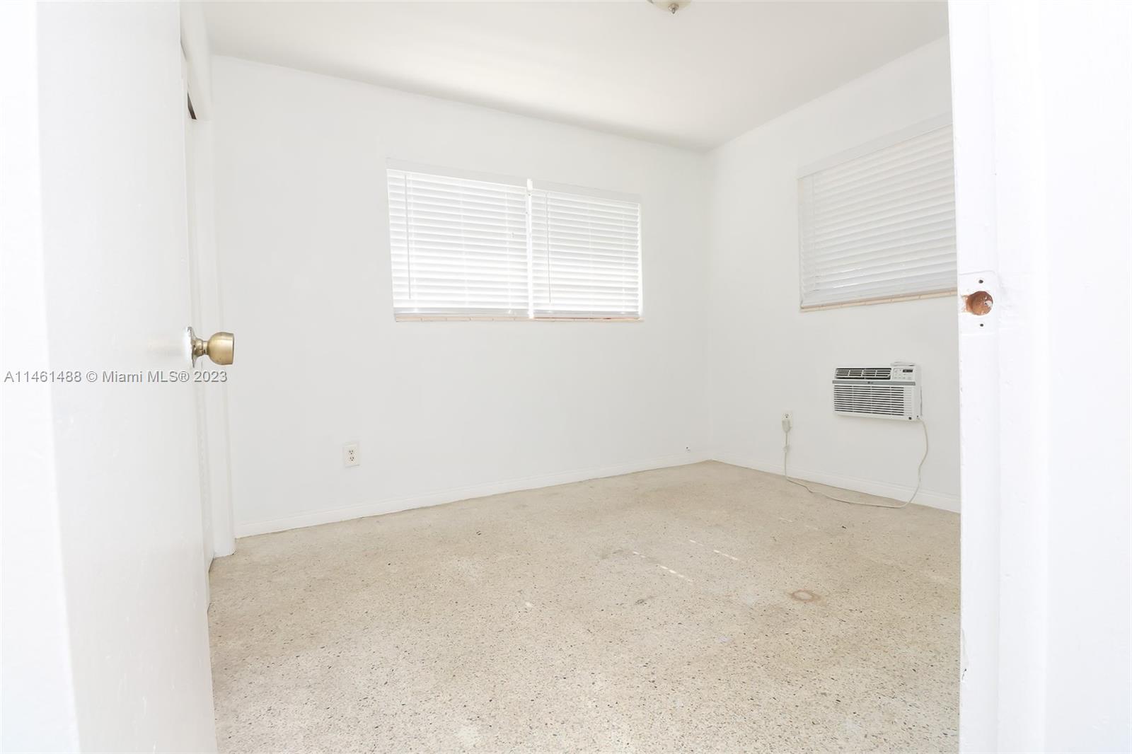 PINEWOOD PARK PL AMD 2ND - Residential Lease