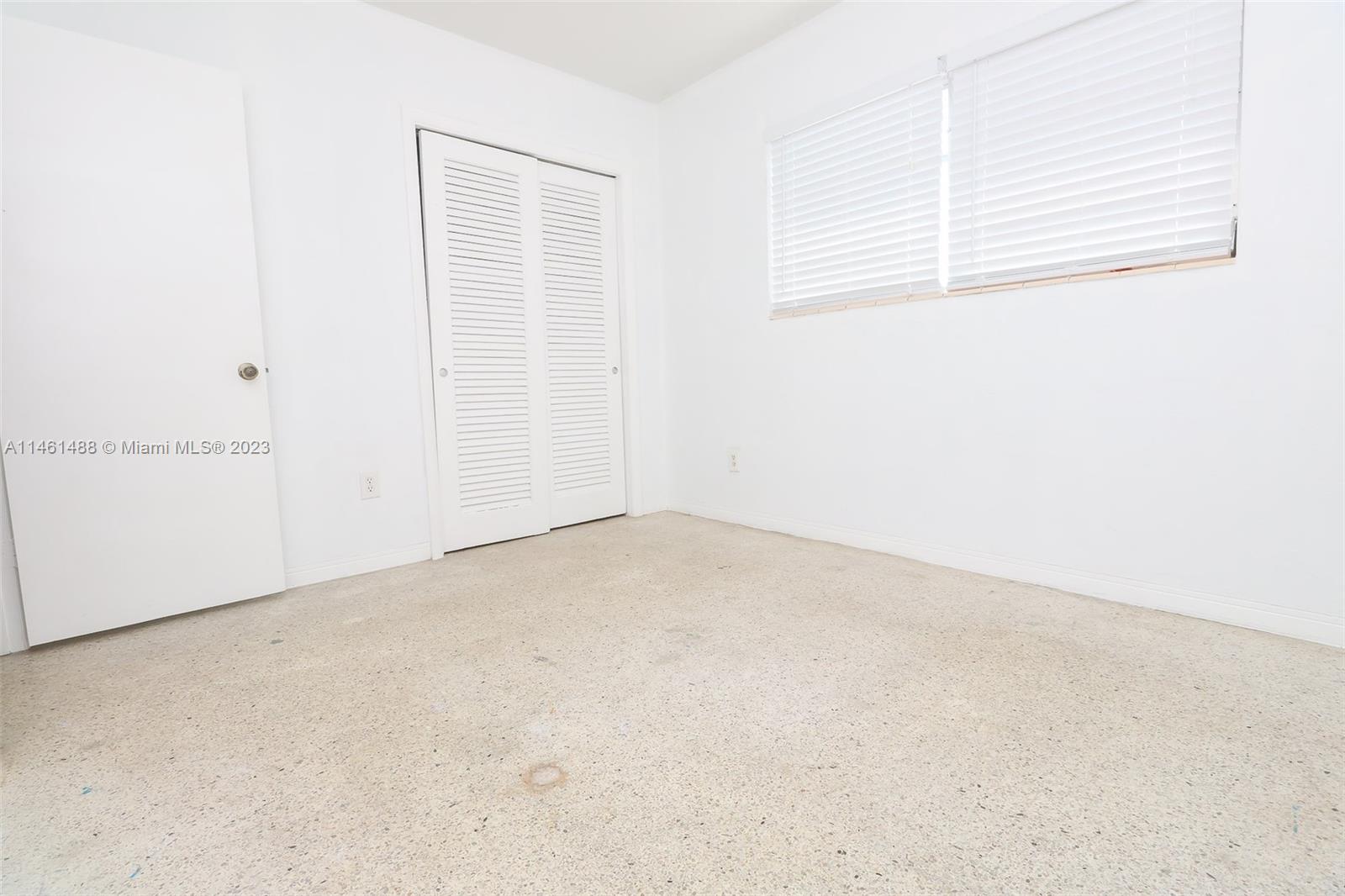 PINEWOOD PARK PL AMD 2ND - Residential Lease
