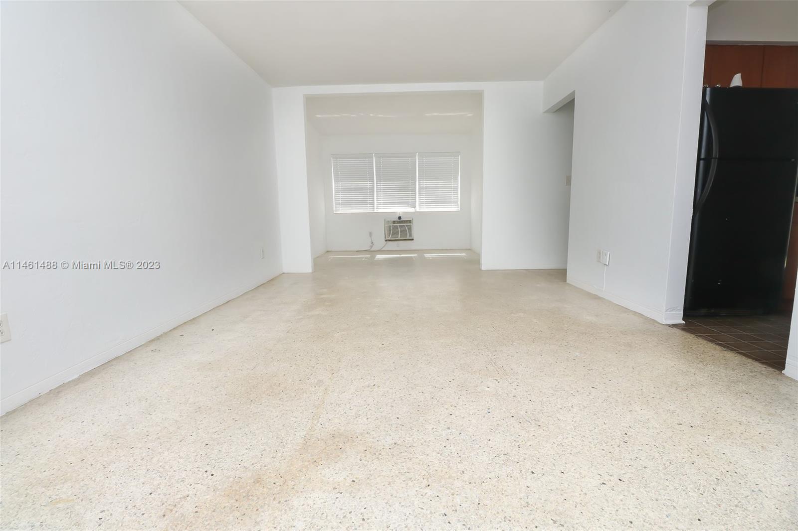 PINEWOOD PARK PL AMD 2ND - Residential Lease