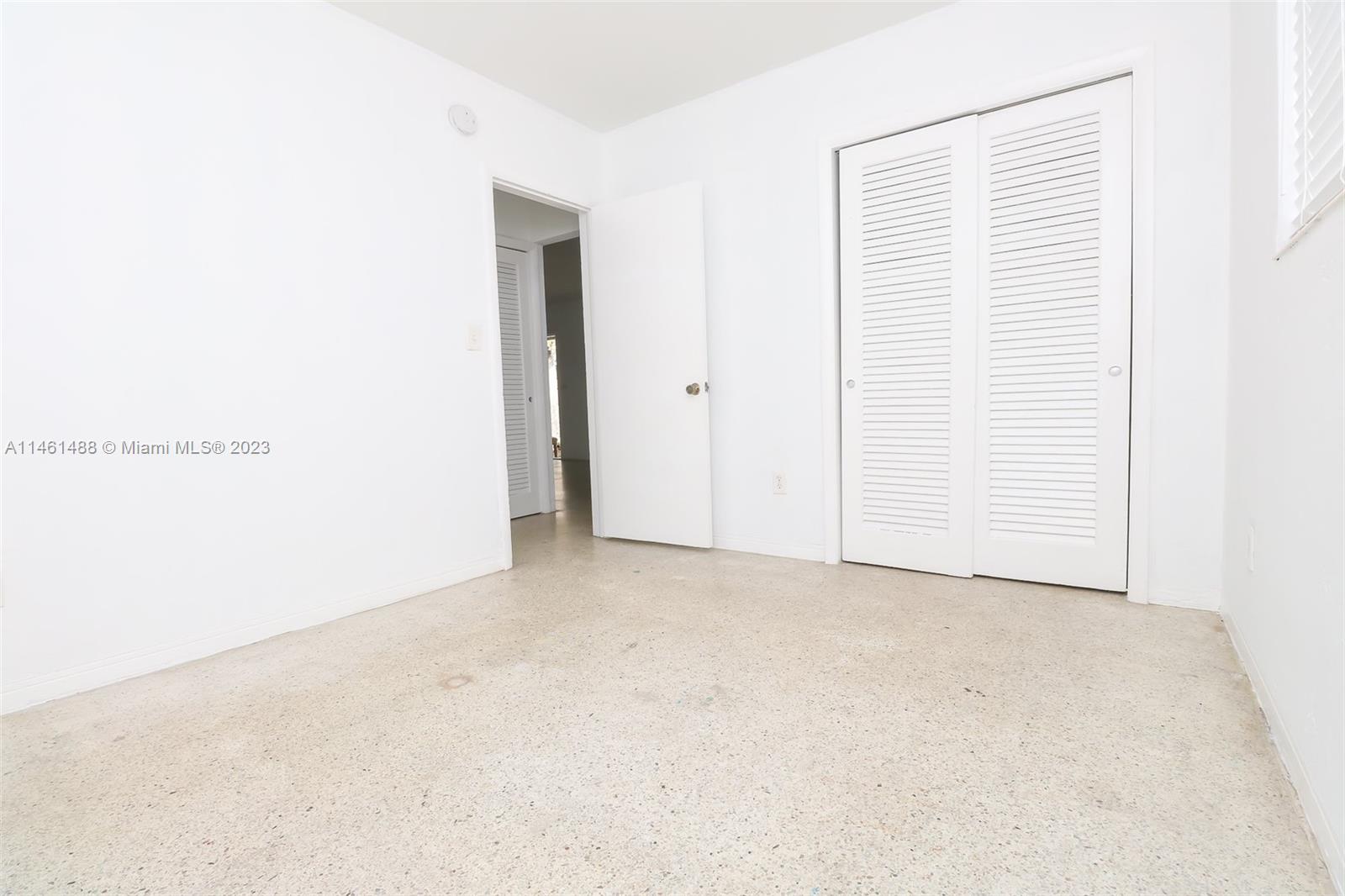 PINEWOOD PARK PL AMD 2ND - Residential Lease