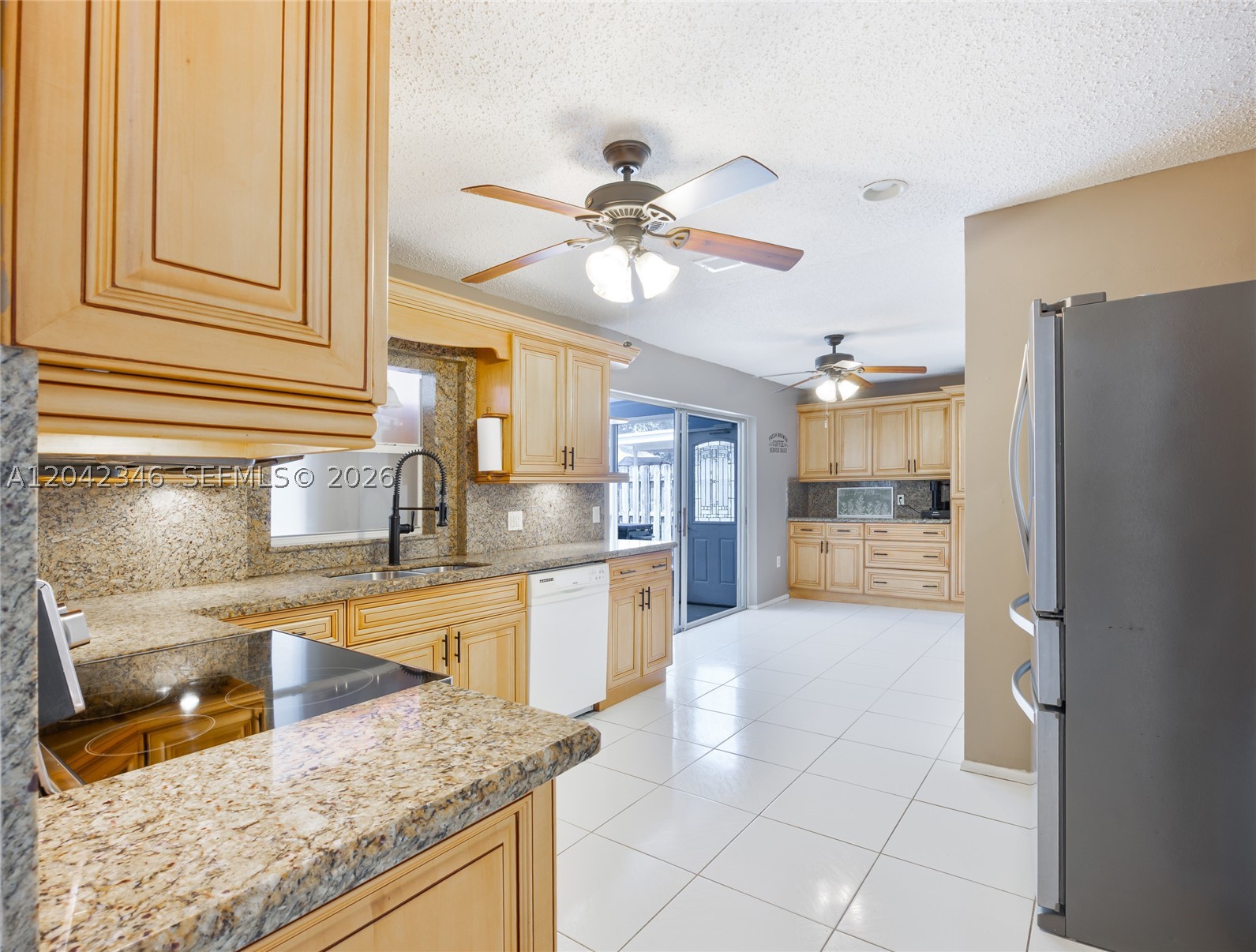 SUNRISE GOLF VILLAGE - Residential