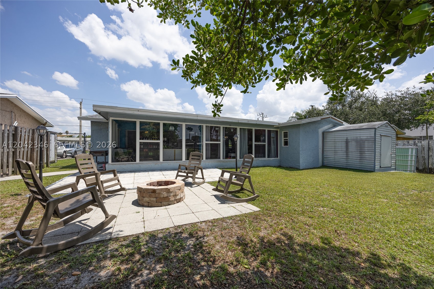 SUNRISE GOLF VILLAGE - Residential