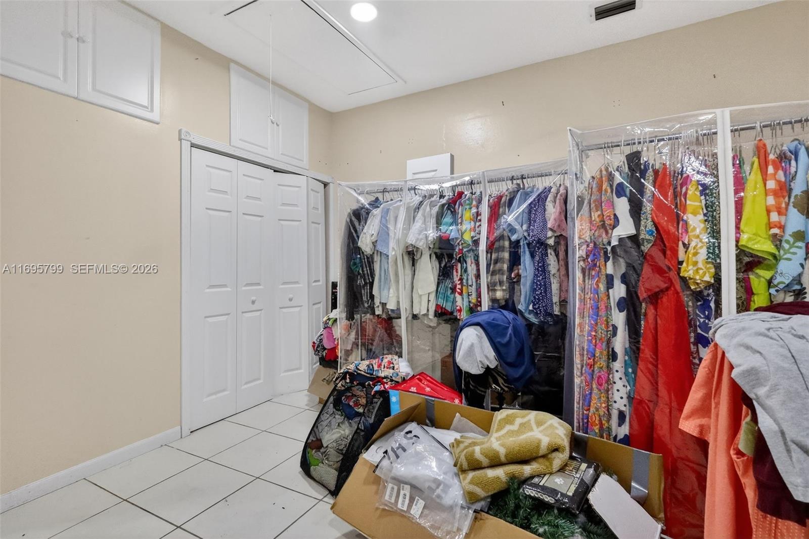 HIALEAH 13TH ADDN AMD PL - Residential