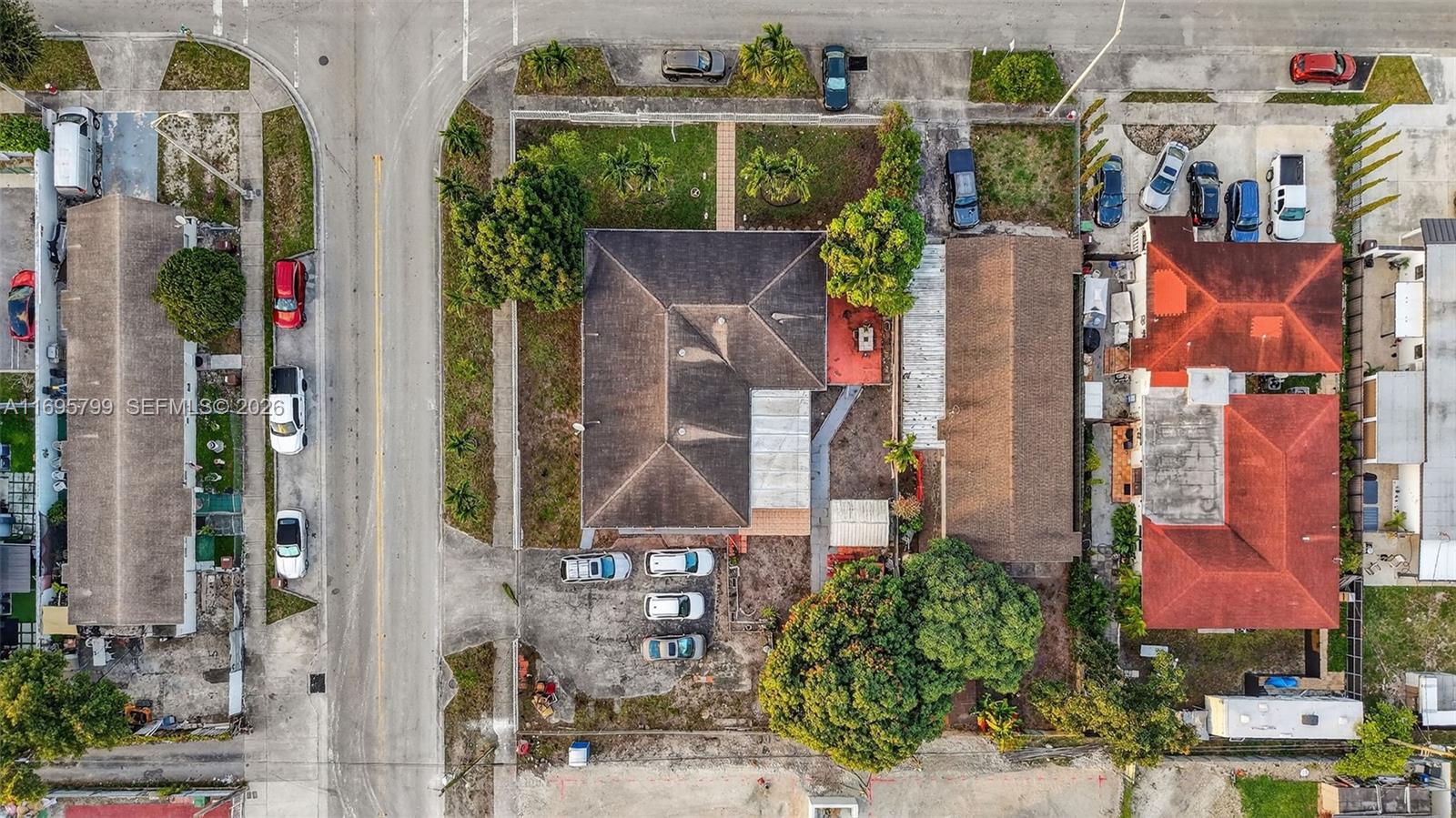 HIALEAH 13TH ADDN AMD PL - Residential