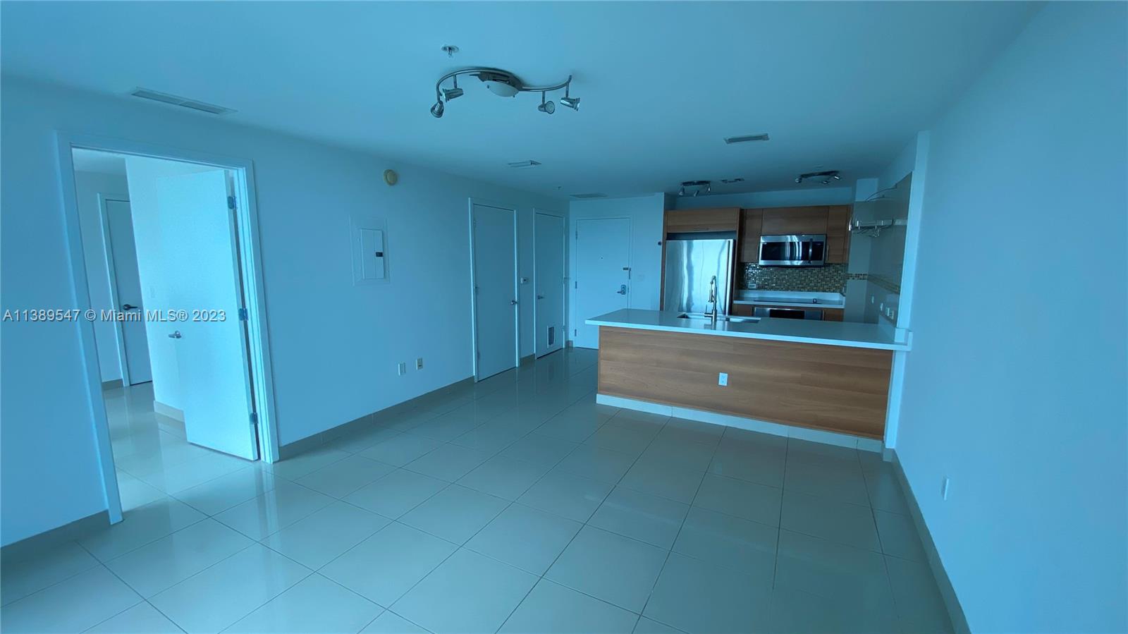FOUR MIDTOWN MIAMI CONDO - Residential Lease