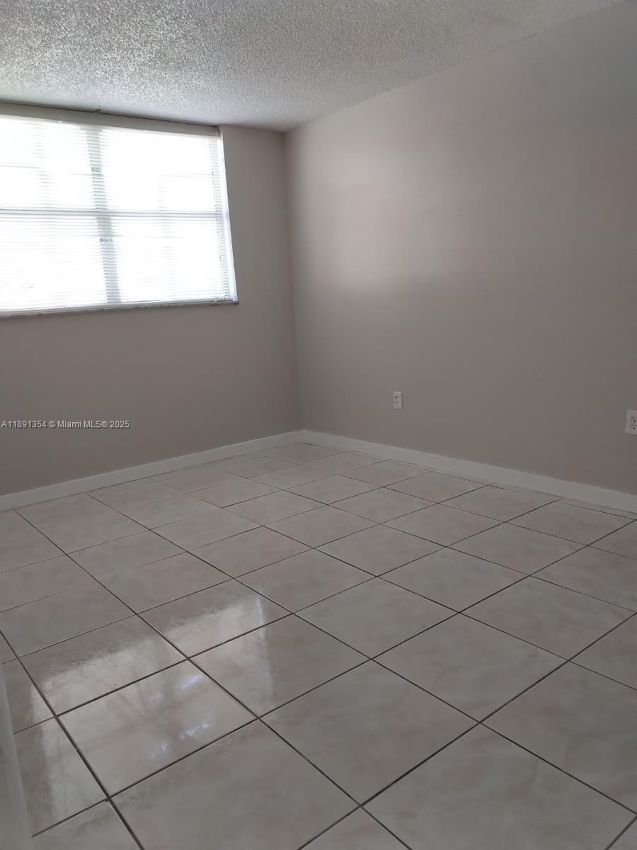 TALL TREES CONDO - Residential Lease