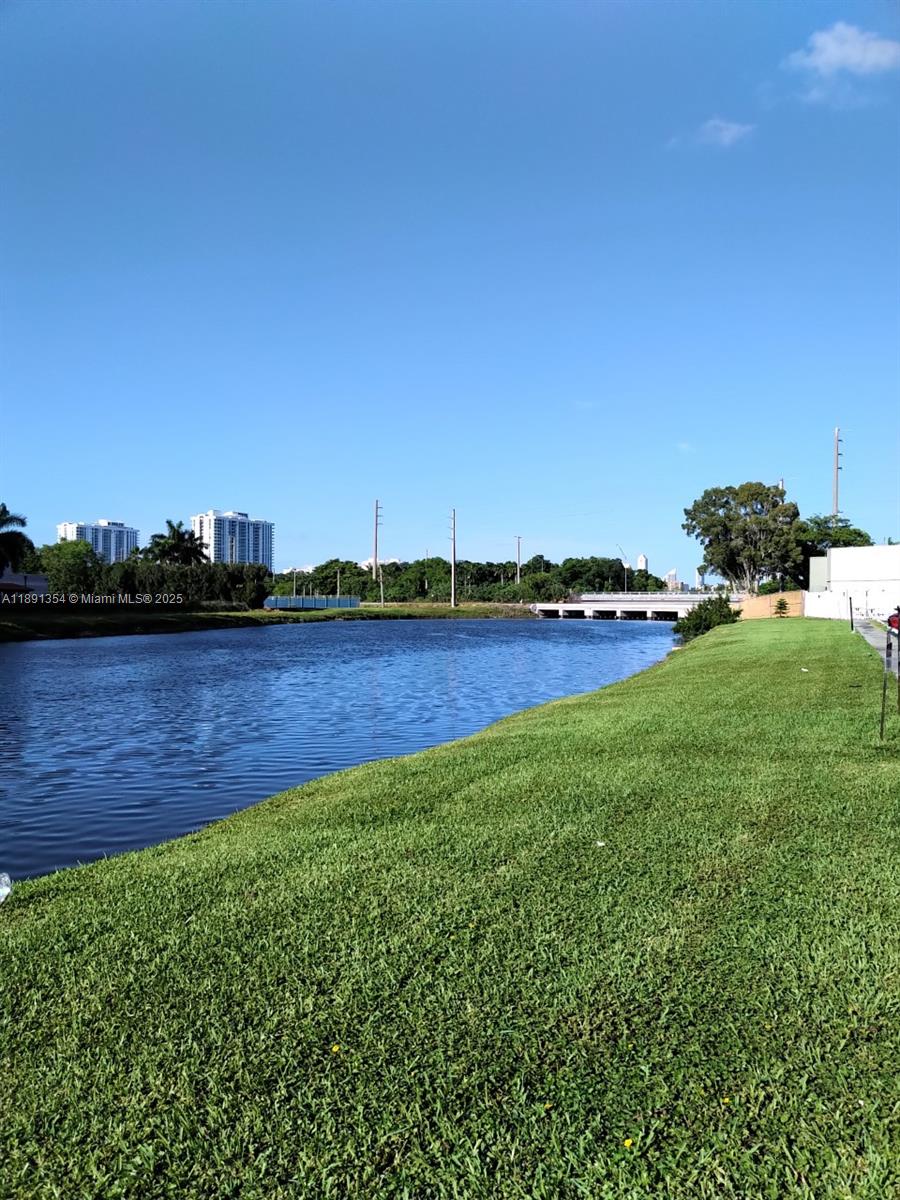 TALL TREES CONDO - Residential Lease
