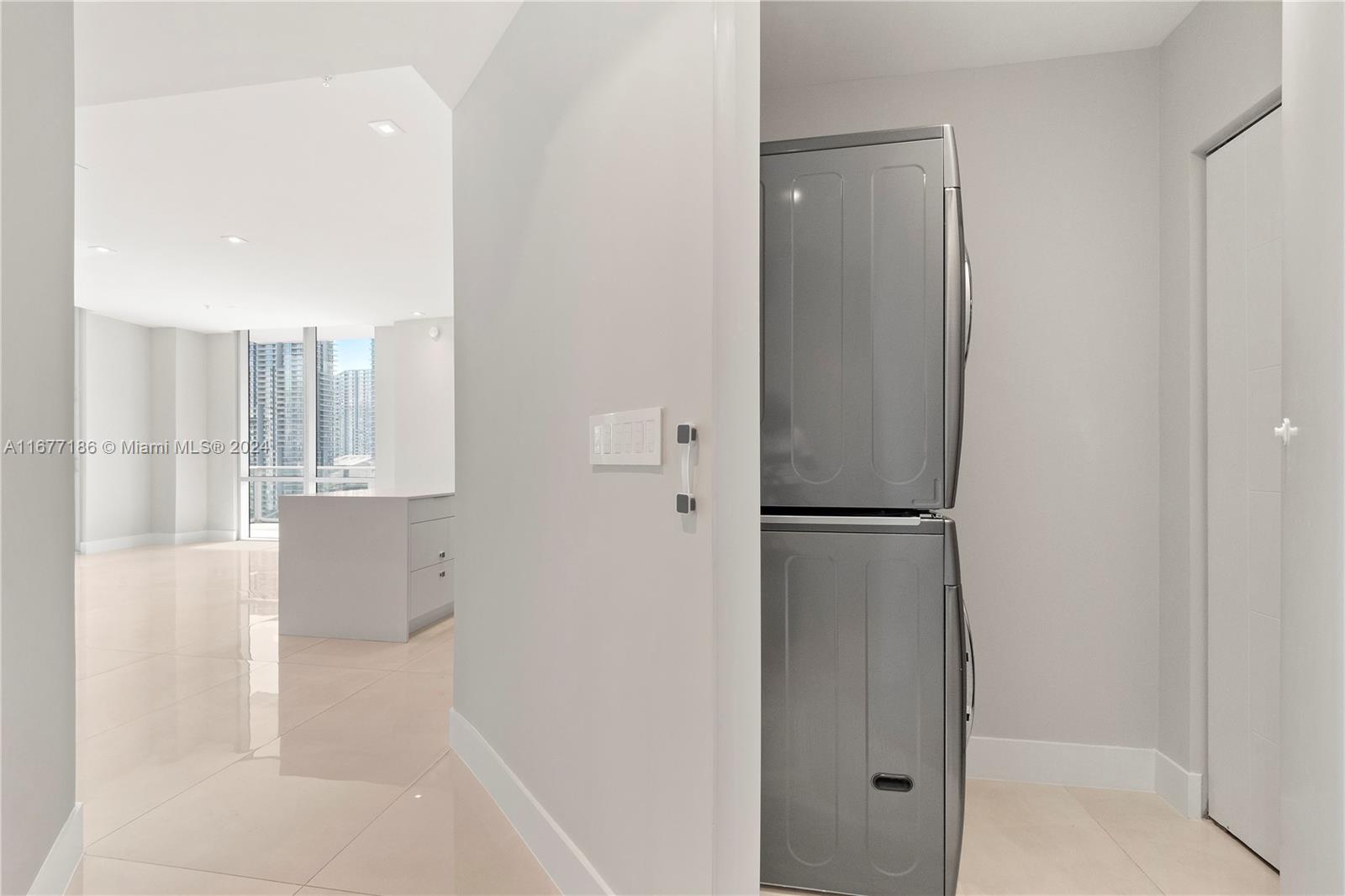 BRICKELL TEN CONDO - Residential