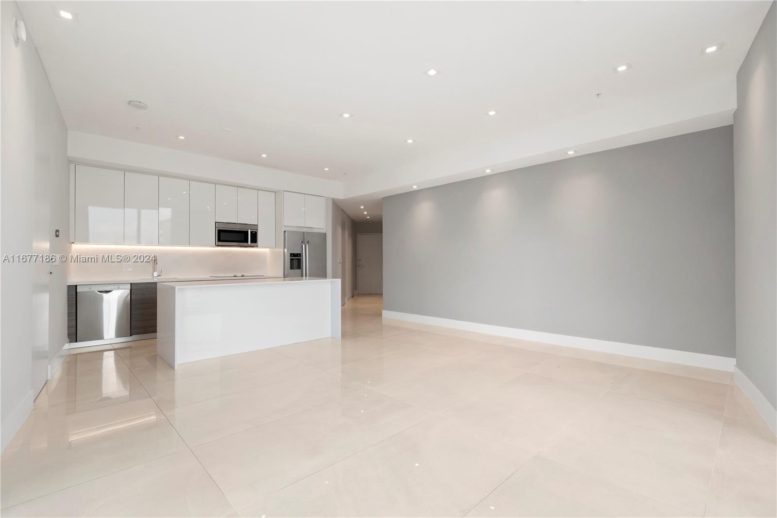 BRICKELL TEN CONDO - Residential