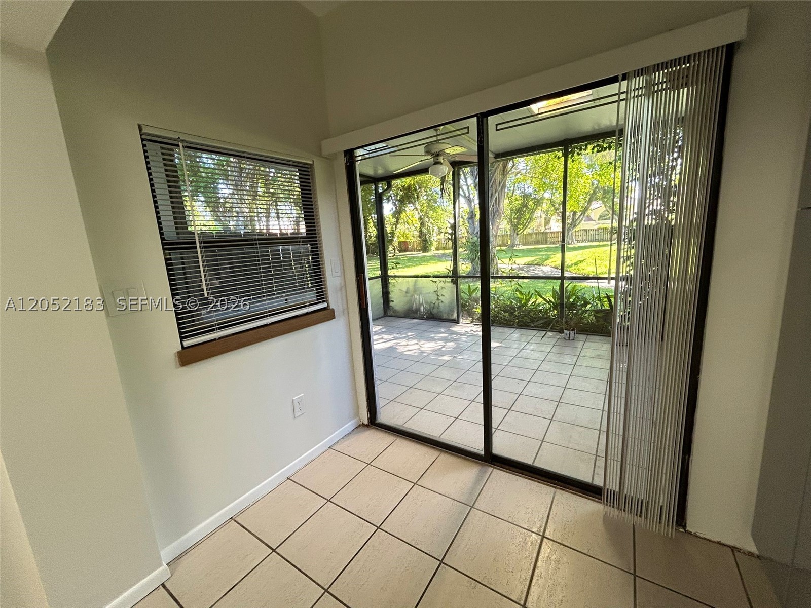 LA MAISON AT THE HAMMOCKS - Residential Lease