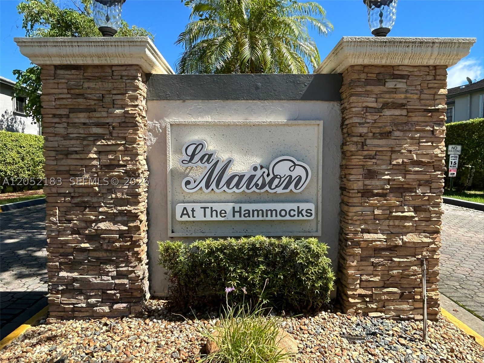 LA MAISON AT THE HAMMOCKS - Residential Lease