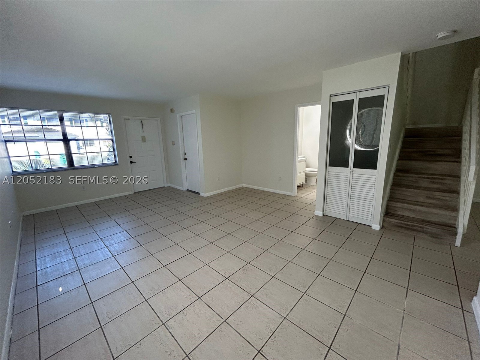 LA MAISON AT THE HAMMOCKS - Residential Lease