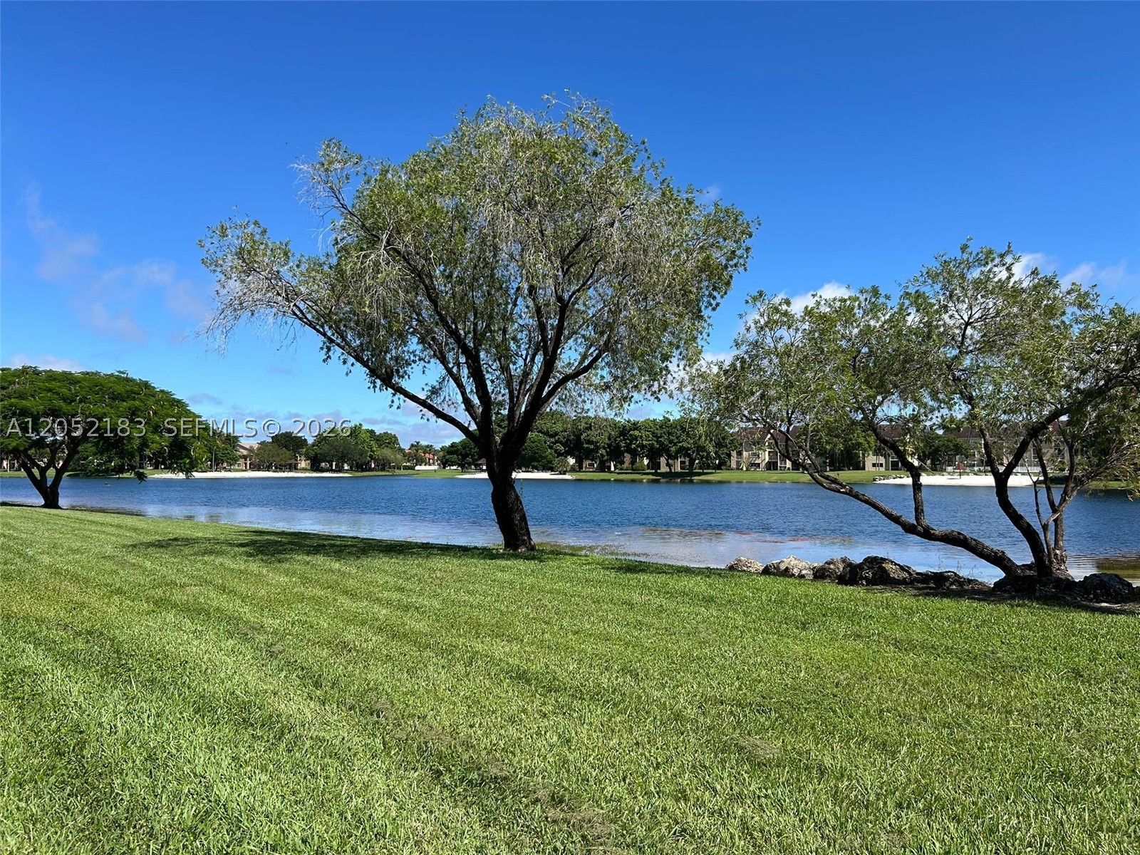 LA MAISON AT THE HAMMOCKS - Residential Lease