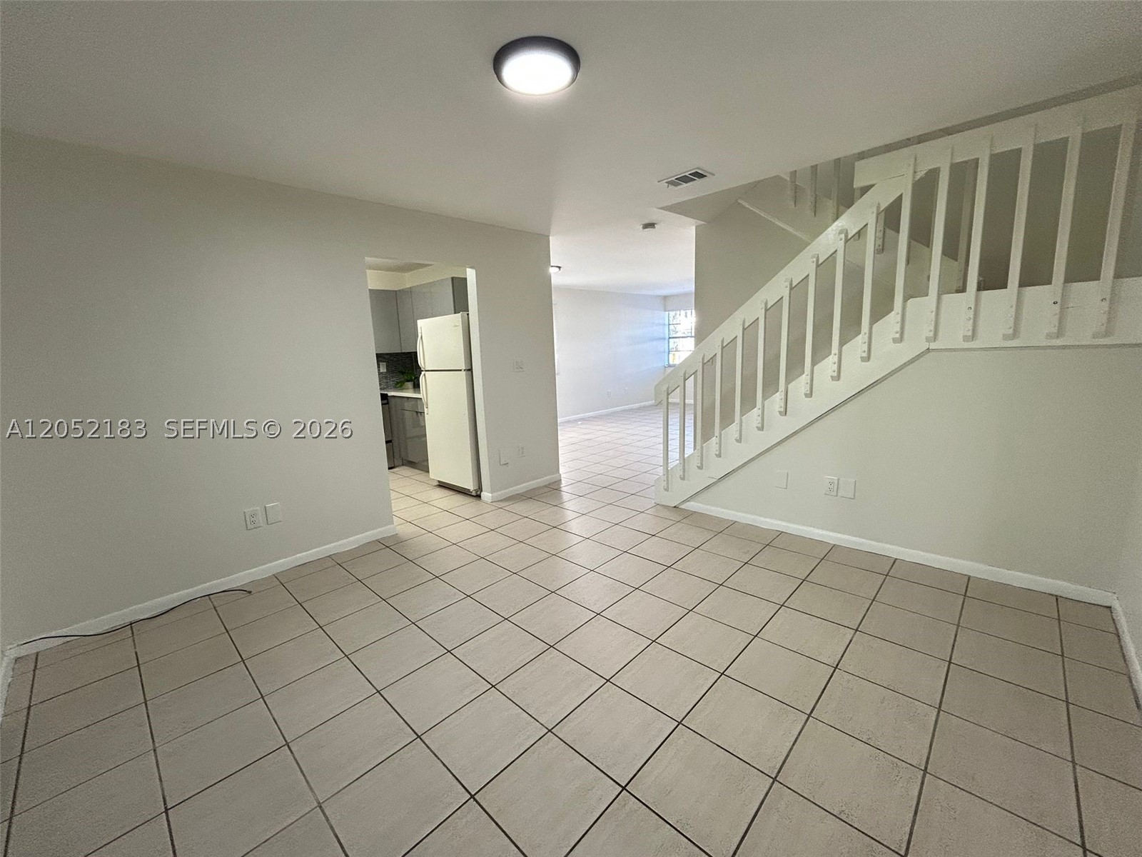 LA MAISON AT THE HAMMOCKS - Residential Lease