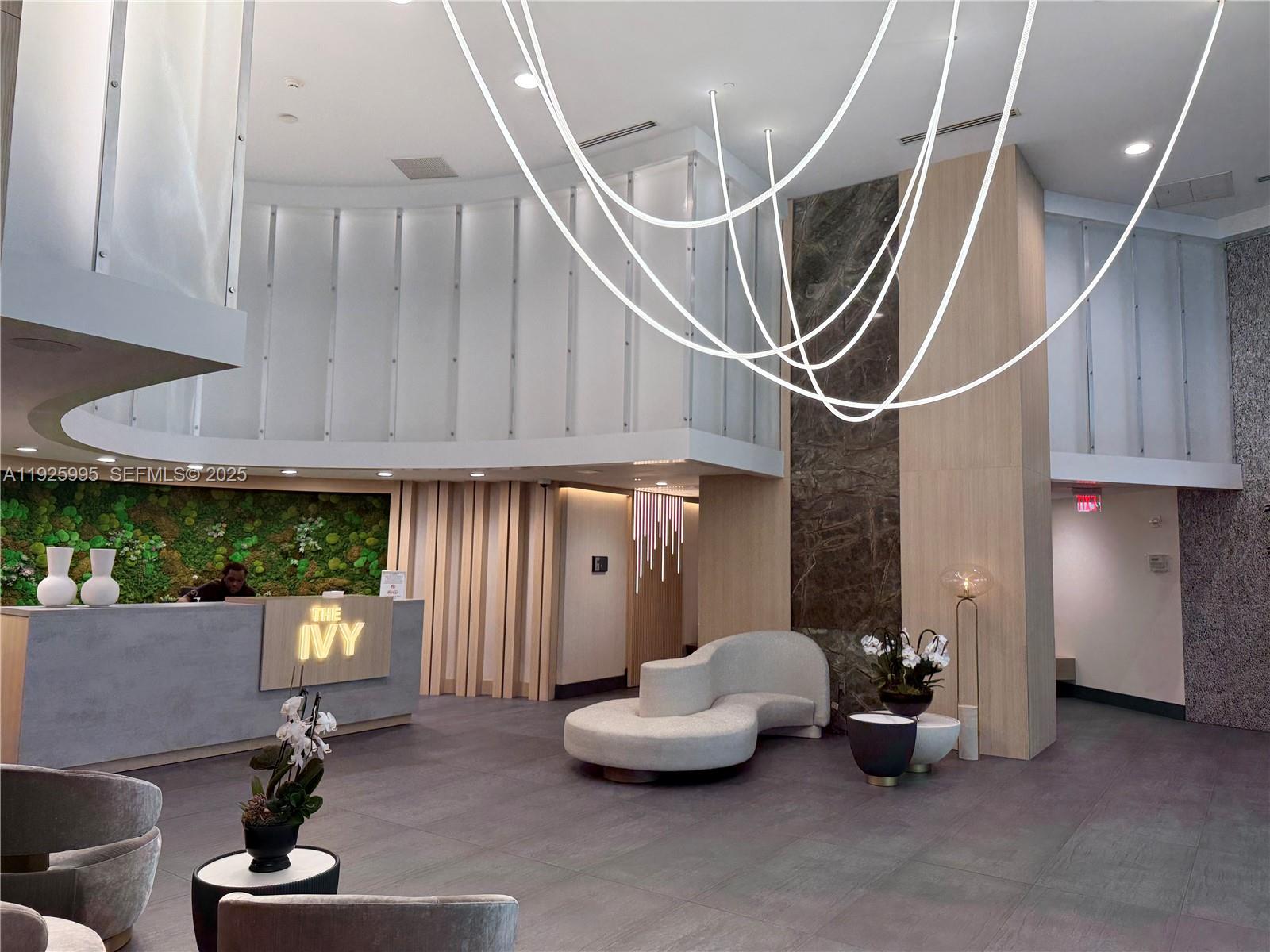 THE IVY CONDO - Residential Lease