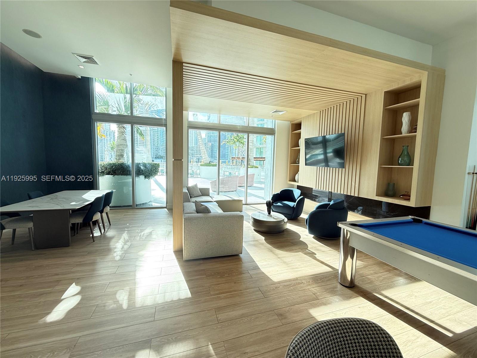 THE IVY CONDO - Residential Lease