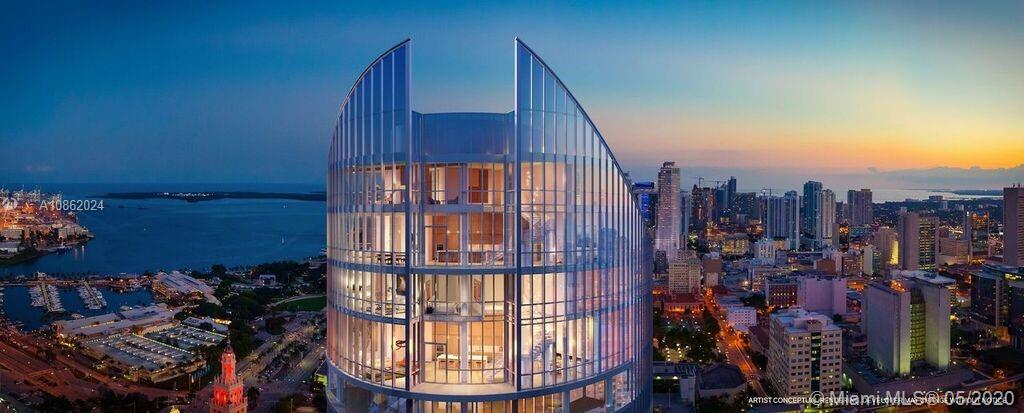 Located within Miami Worldcenter, the second largest master planned community in the U.S., PARAMOUNT Miami Worldcenter, the building with the most amenities in the world. 
This 4 BD / 5 BA + Den, 4,083 Sq. ft. unit is a must see!!
Access to 46 different amenities such as 5 pools, spa, outdoor lounge, summer kitchen, game room, state of the art fitness center, boxing studio, basketball court, racquetball, yoga, observatory, jam room and recording studio and much more. Just steps from the Virgin Train Station, Port of MIA, AA Arena and minutes to MIA Airport, Wynwood, Miami Bch.