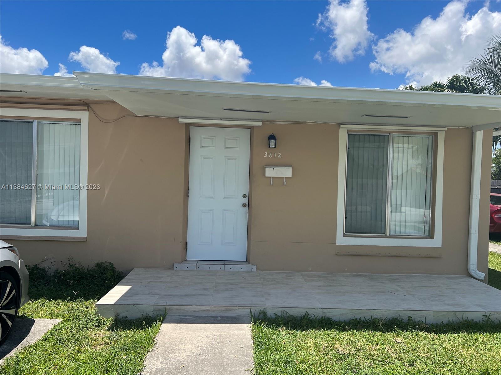 OLYMPIC HEIGHTS - Residential Lease