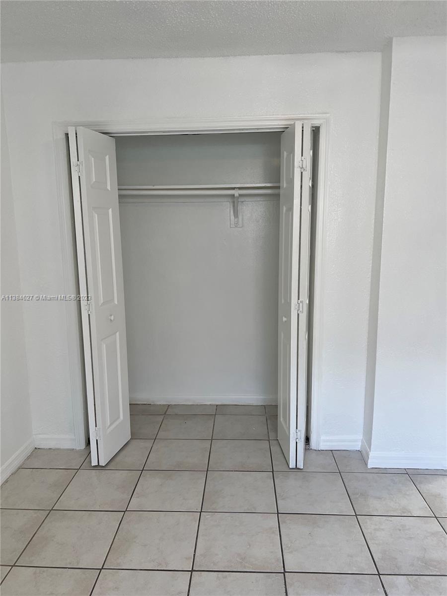 OLYMPIC HEIGHTS - Residential Lease