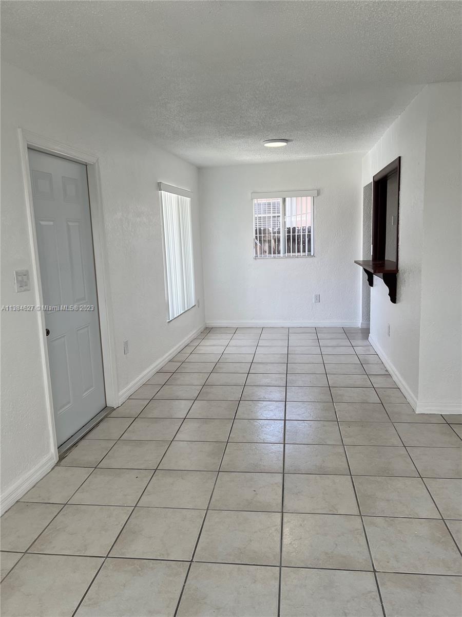 OLYMPIC HEIGHTS - Residential Lease