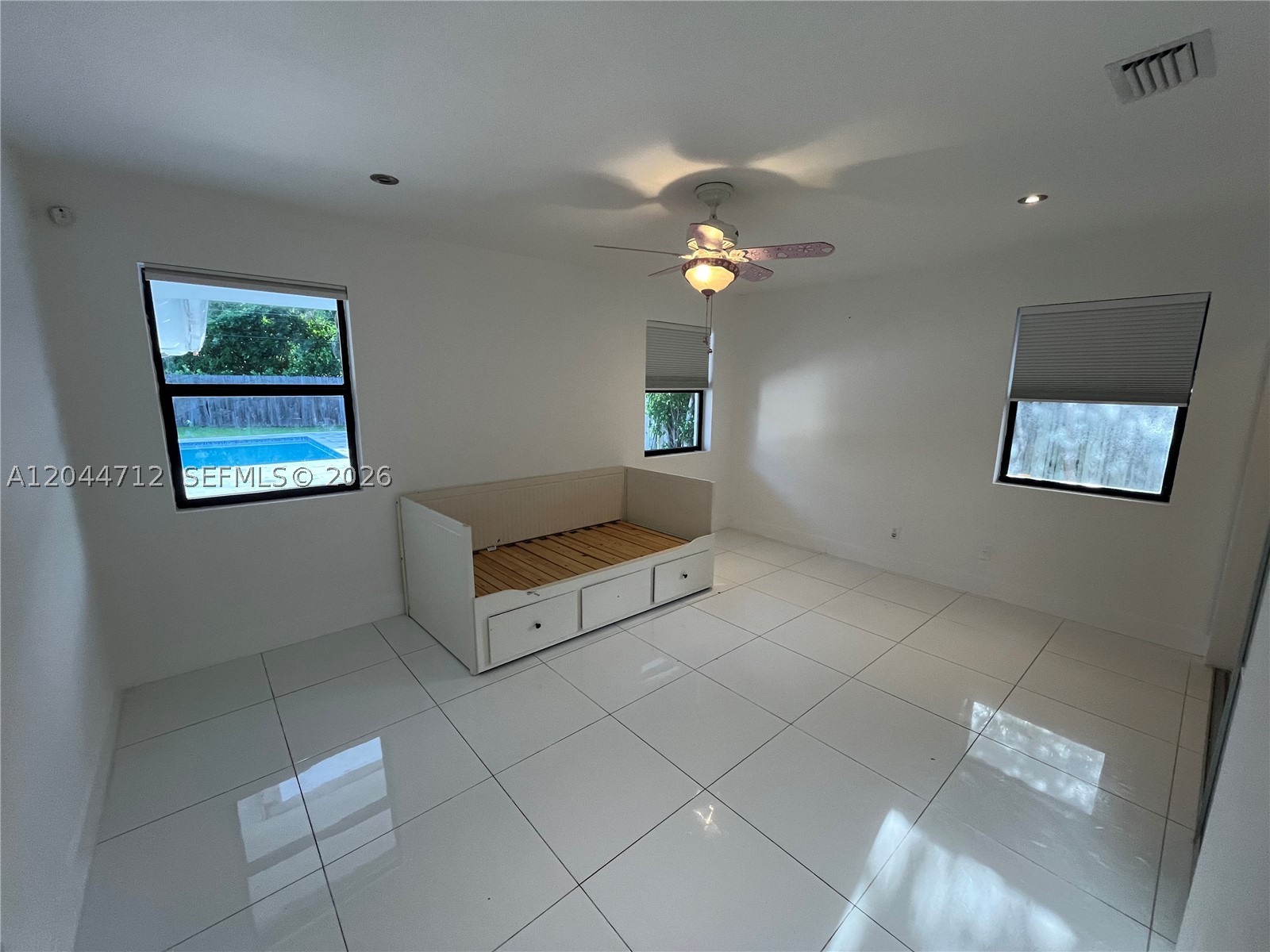KEYSTONE POINT SEC 3 - Residential Lease