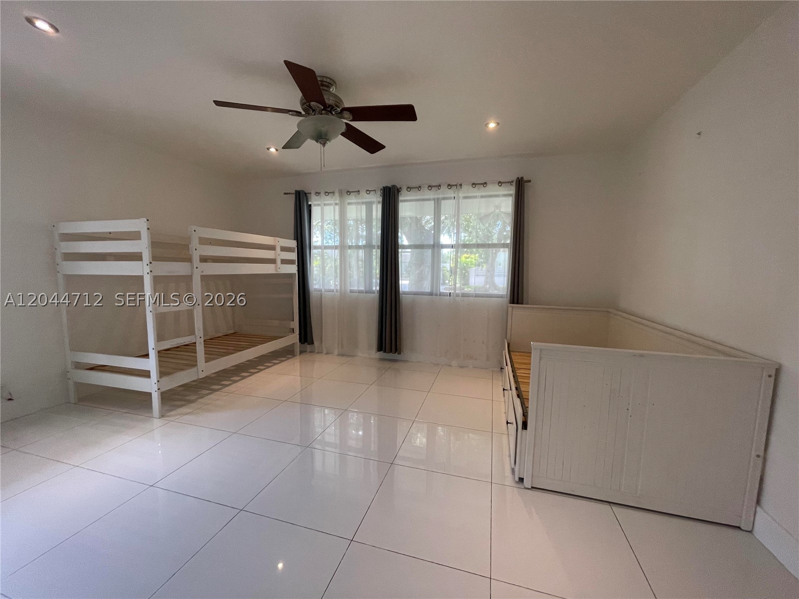 KEYSTONE POINT SEC 3 - Residential Lease