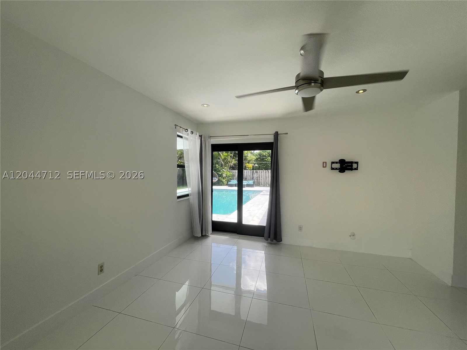 KEYSTONE POINT SEC 3 - Residential Lease
