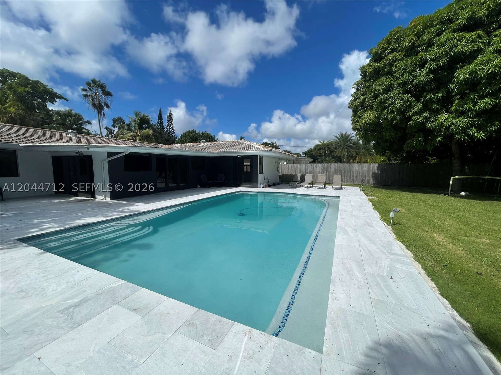 KEYSTONE POINT SEC 3 - Residential Lease