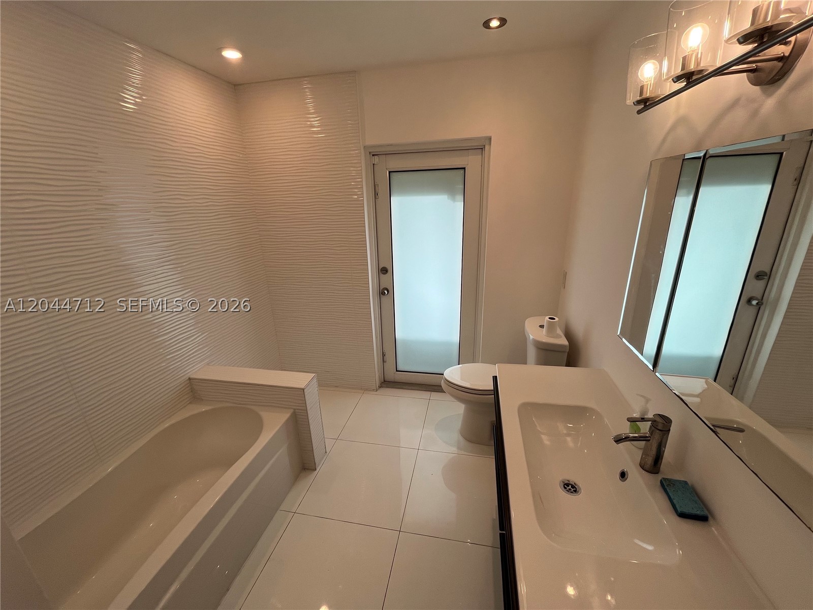 KEYSTONE POINT SEC 3 - Residential Lease