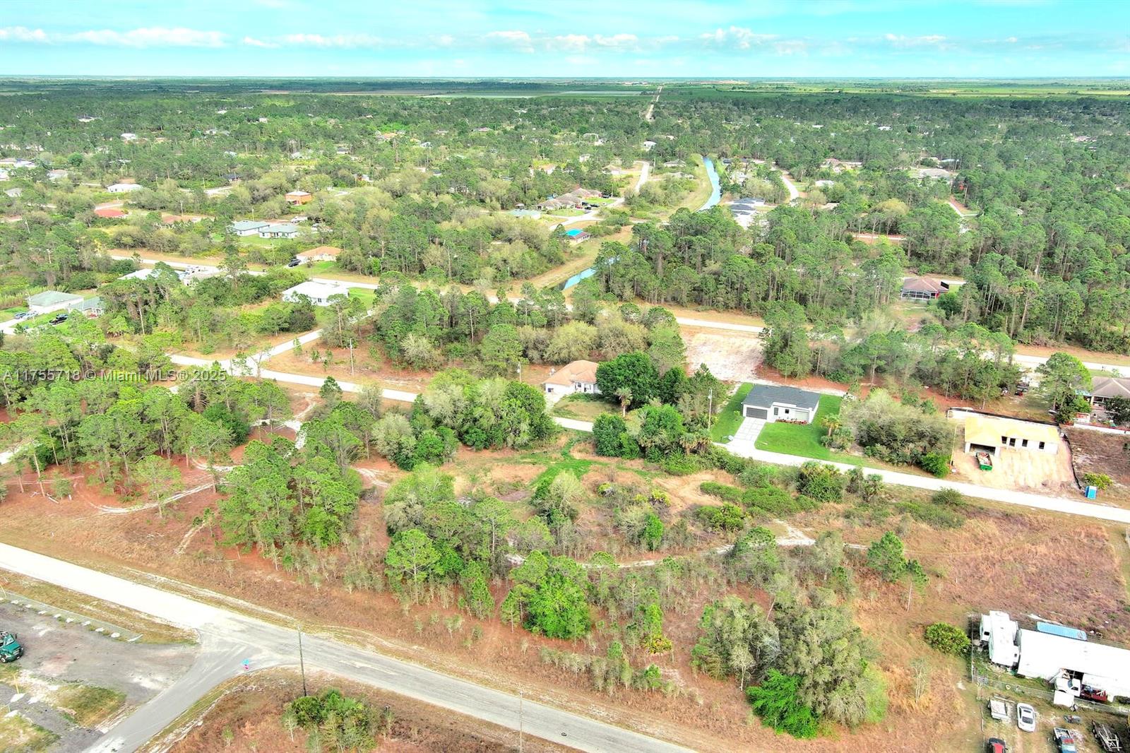 LEHIGH ACRES - Land
