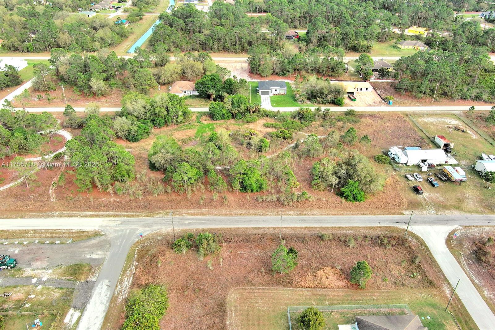 LEHIGH ACRES - Land