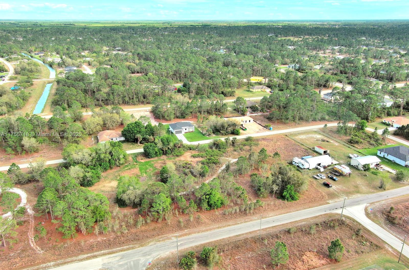 LEHIGH ACRES - Land