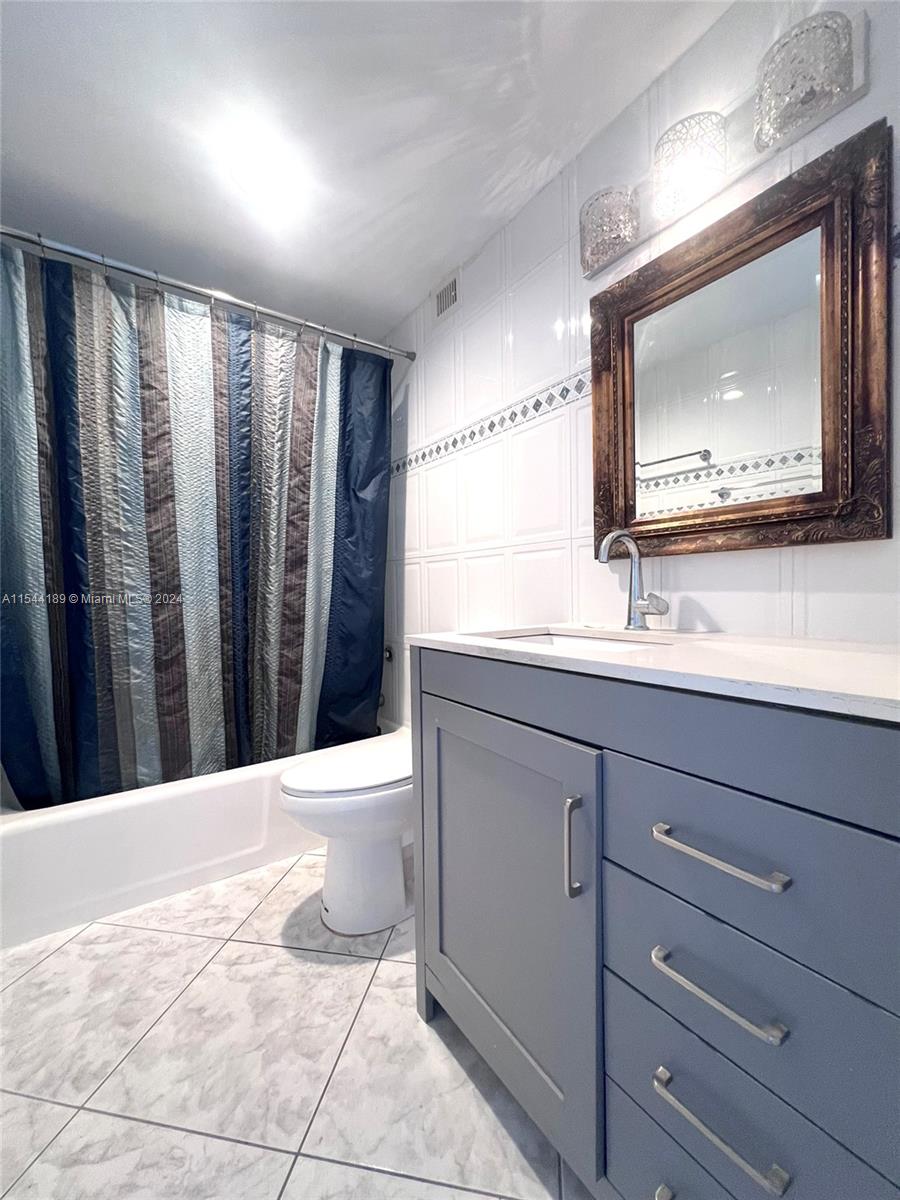 COASTAL TOWERS CONDO - Residential Lease
