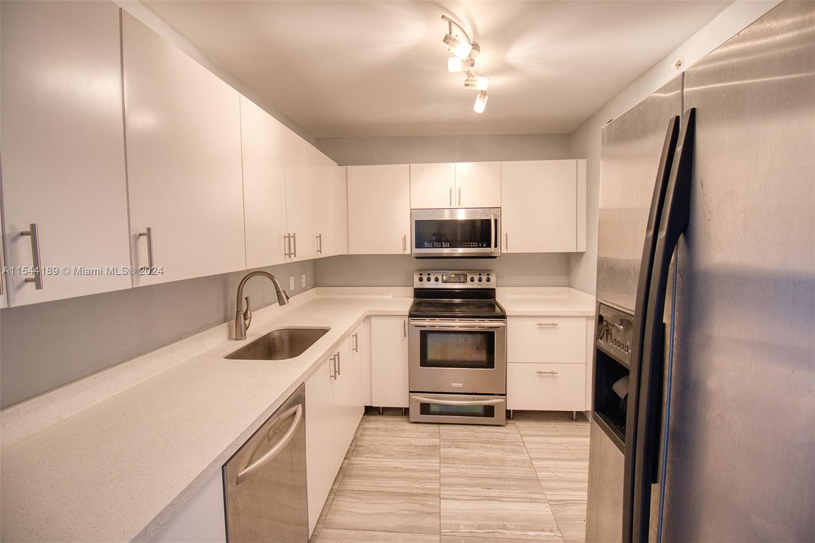 COASTAL TOWERS CONDO - Residential Lease