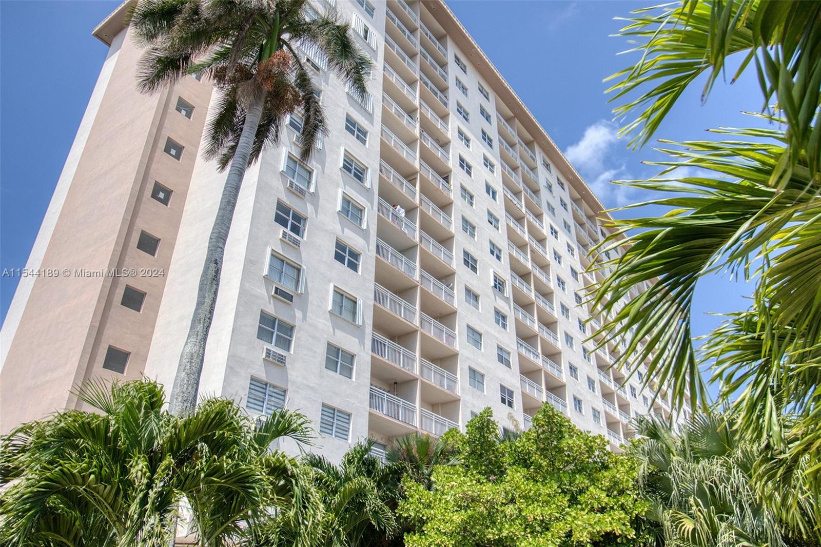 COASTAL TOWERS CONDO - Residential Lease