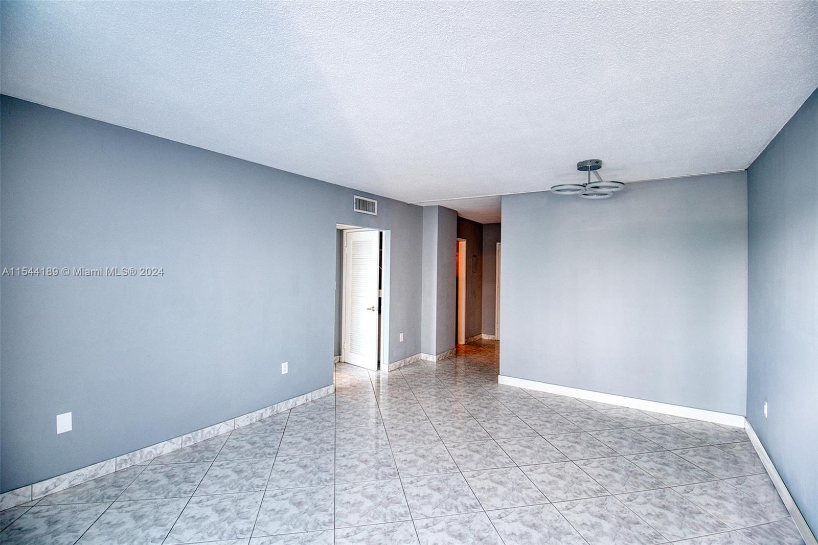 COASTAL TOWERS CONDO - Residential Lease