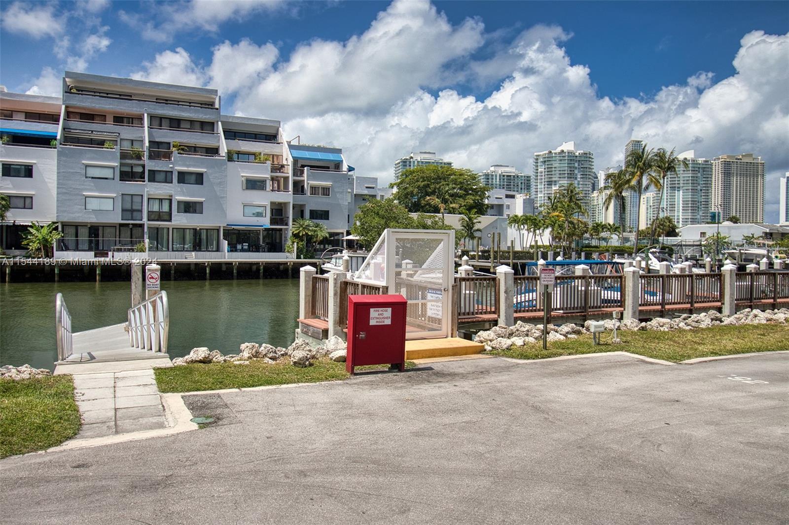 COASTAL TOWERS CONDO - Residential Lease