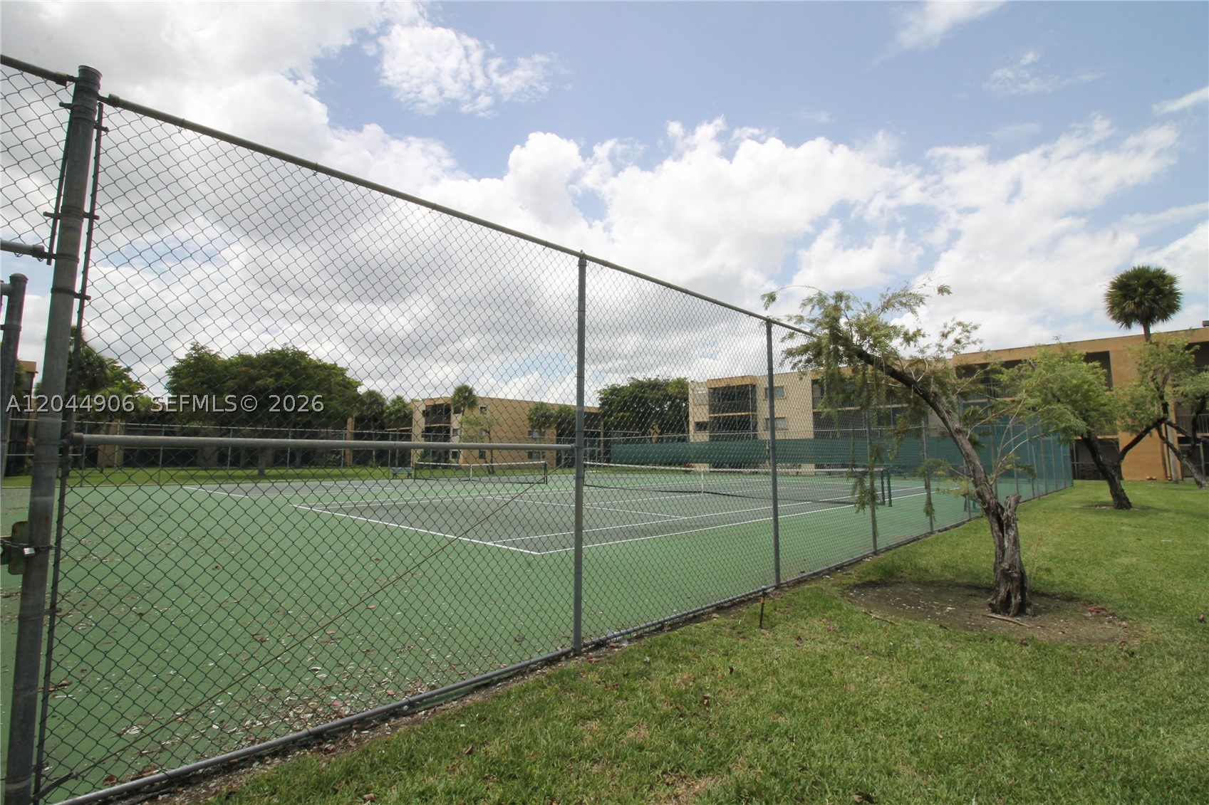 KENDALL ACRES WEST CONDO - Residential Lease