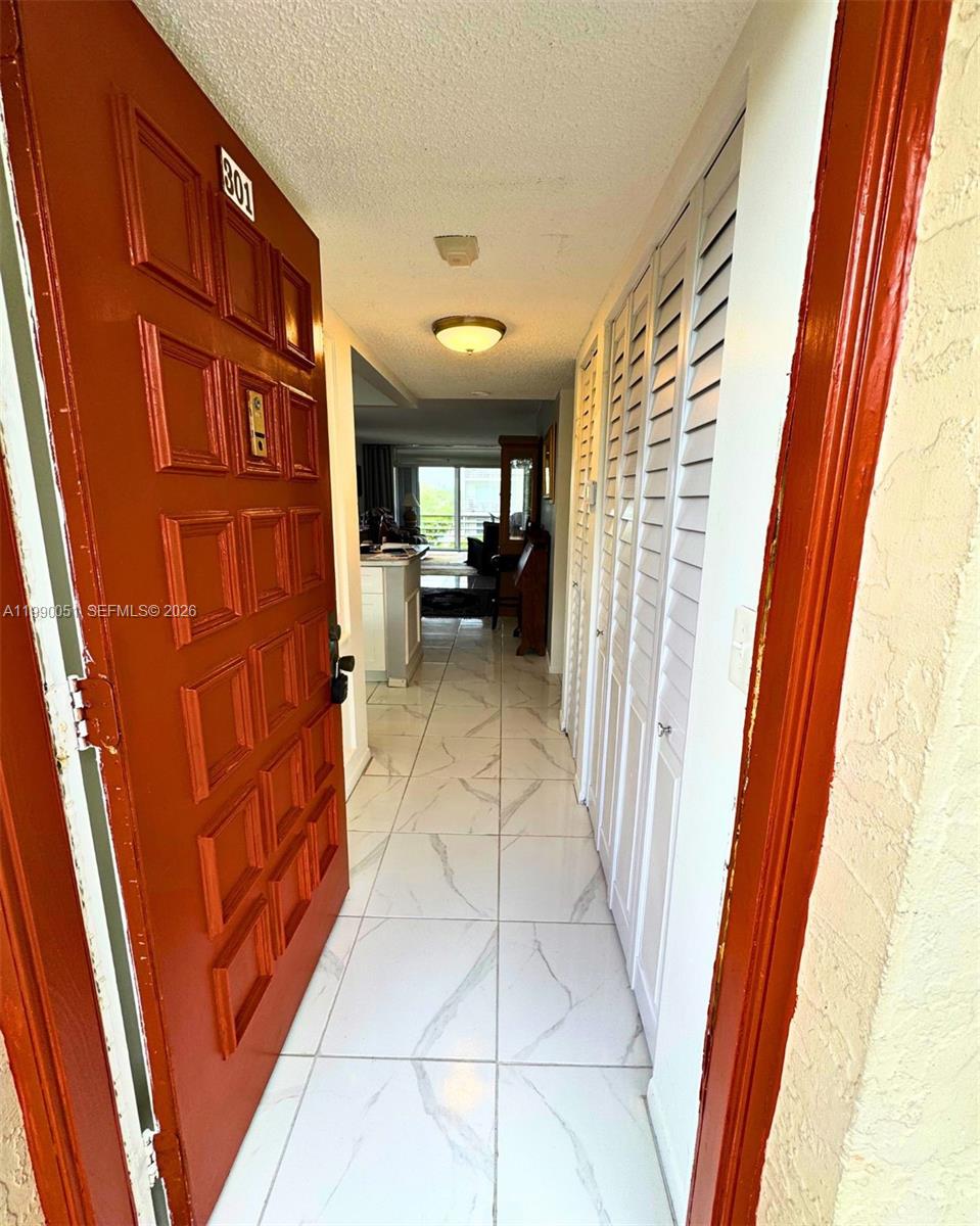 LAS VISTAS P-R IN INVERRA - Residential