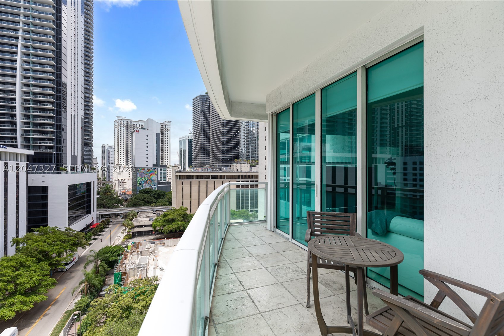 THE PLAZA 901 BRICKELL CO - Residential