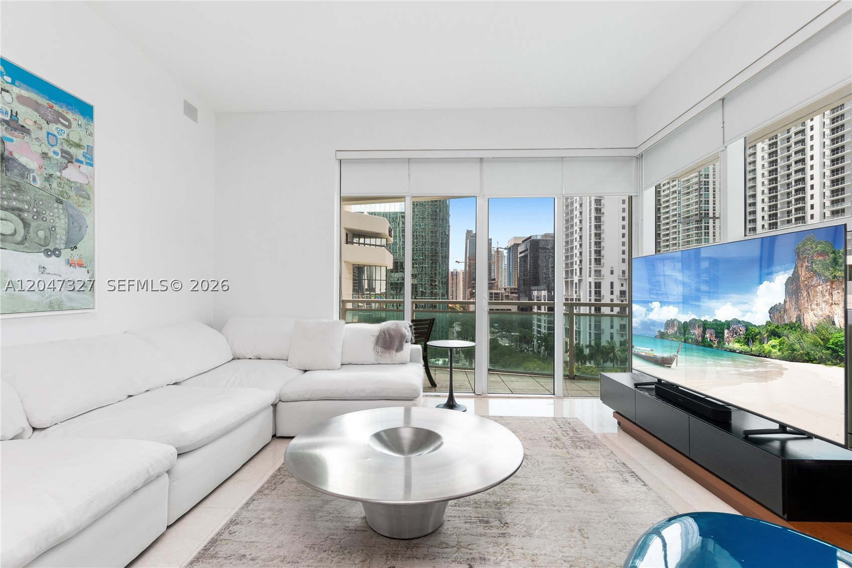 THE PLAZA 901 BRICKELL CO - Residential