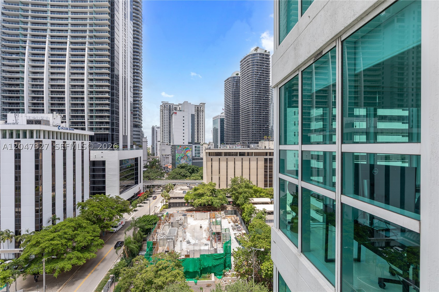THE PLAZA 901 BRICKELL CO - Residential