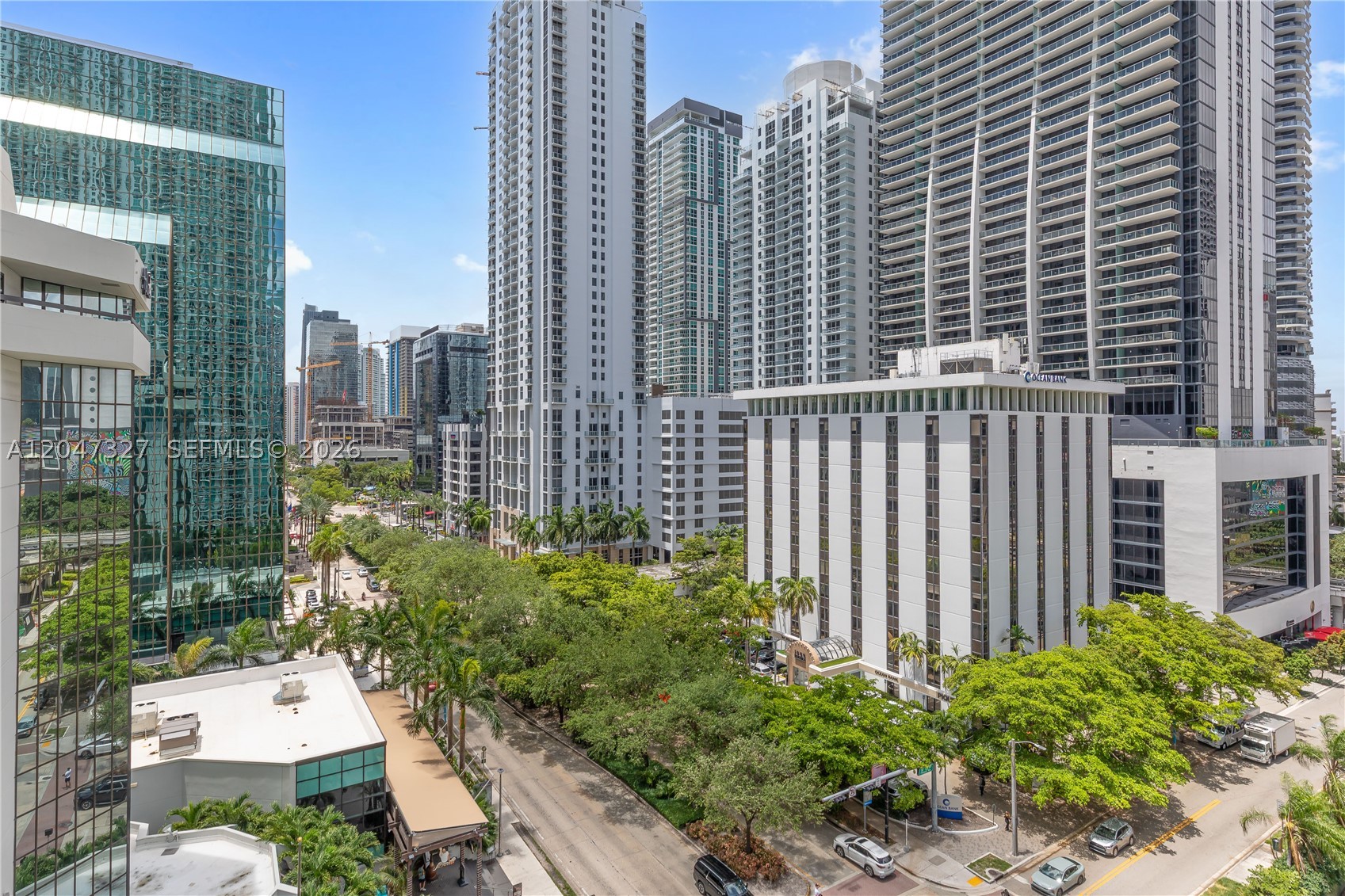 THE PLAZA 901 BRICKELL CO - Residential