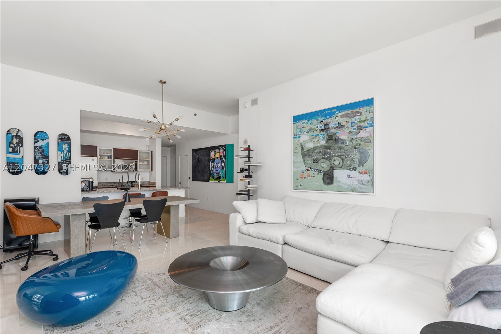 THE PLAZA 901 BRICKELL CO - Residential