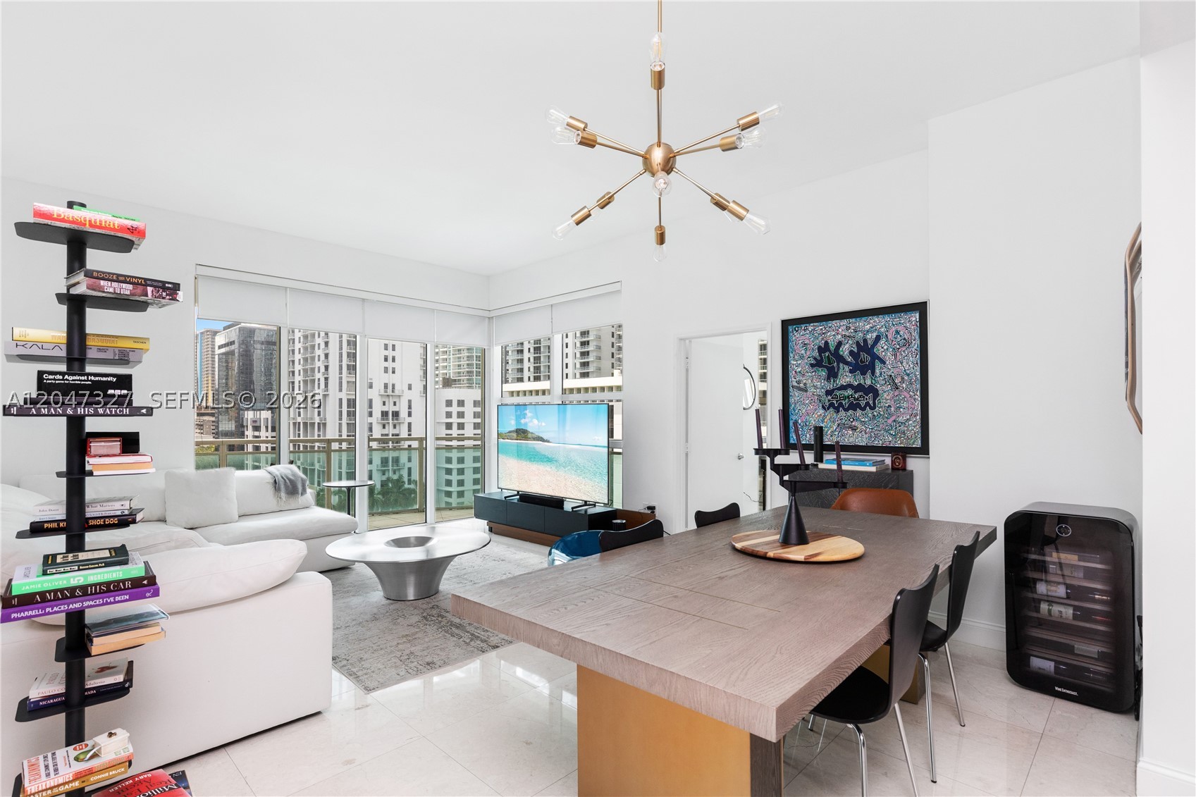 THE PLAZA 901 BRICKELL CO - Residential